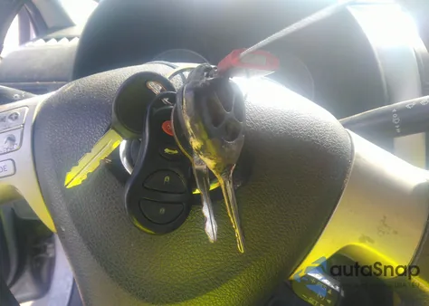 2010 Toyota Corolla S z USA, uszkodzony, nr VIN 1NXBU4EE9AZ315717